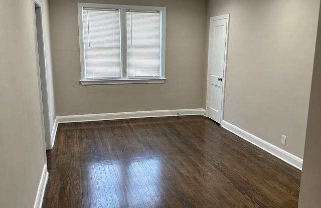6127 CHINQUAPIN PARKWAY Gallery 3
