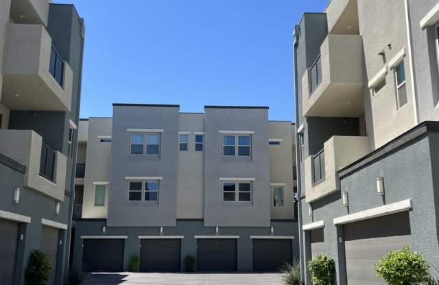 AFFINITY - SUMMERLIN West Gallery 3