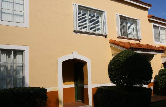 123 Yacht Club Way - 123 Yacht Club Way, Hypoluxo, FL 33462