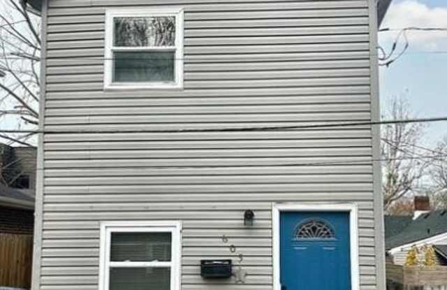 605 Harry Street Gallery 1