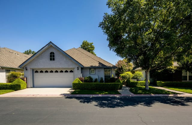 6664 North Seedlescombe Drive - 6664 North Seedlescombe Drive, Fresno, CA 93711