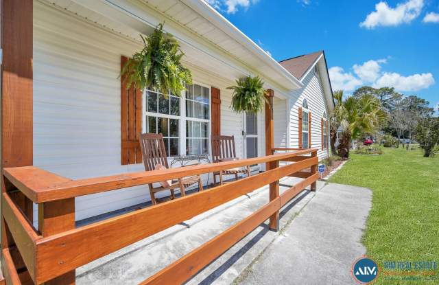 Charming 3‑Bed, 2‑Bath Home in Historic Beaufort, SC. Call for Details! photos photos Charming 3‑Bed, 2‑Bath Home in Historic Beaufort, SC. Call for Details! photos photos