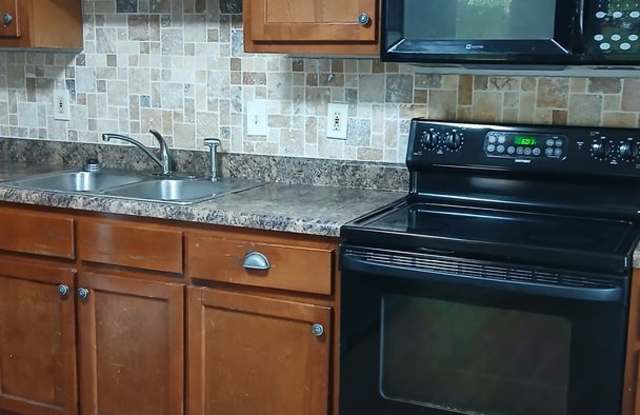 1 BD/ 1 BA Gallery 4