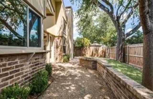 4102 Rush Circle Gallery 3