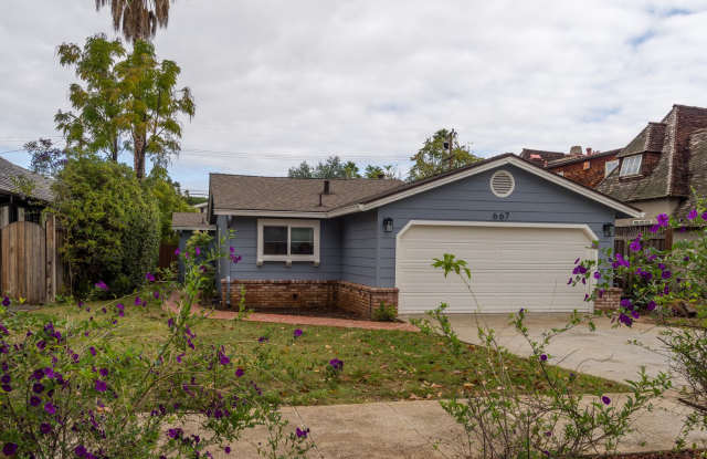 Los Altos 4bd/2.5bth Ranch Home on University Ave. photos photos Los Altos 4bd/2.5bth Ranch Home on University Ave. photos photos