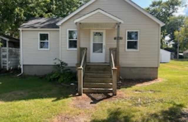 1205 West 18th Street photos photos