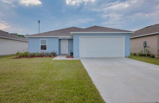 Beautiful 4BR, 2BA Home with Split Floor Plan & Room to Entertain photos photos