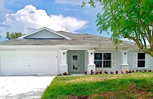 314 NW Wilmington Pky - 314 Wilmington Parkway, Cape Coral, FL 33993