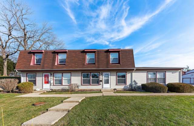 Townhouse in Hoffman Estates photos photos