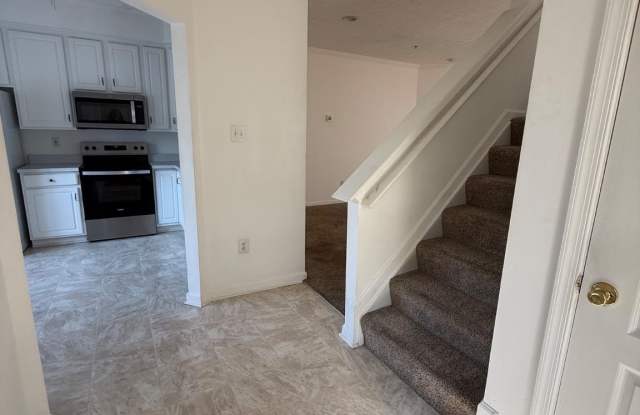 3801 ELMCREST Lane Gallery 4