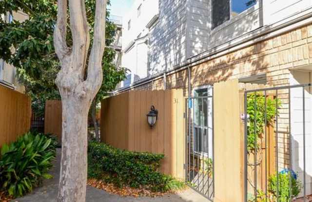 1829 Augusta Drive Gallery 2