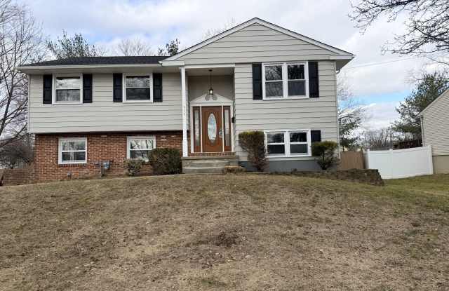 916 EDGEMOOR Road photos photos