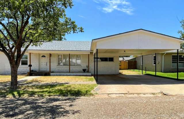 Charming 3BR/2BA Home in Lamesa – Move-In Ready! photos photos