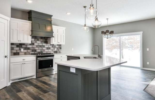 3100 128th Ln NE Gallery 2