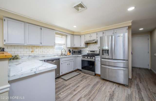570 Eltone Road photos photos