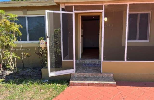 2510 Wiley St photos photos