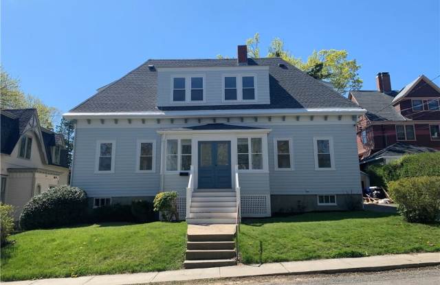 25 Champlin Street - 25 Champlin Street, Newport, RI 02840