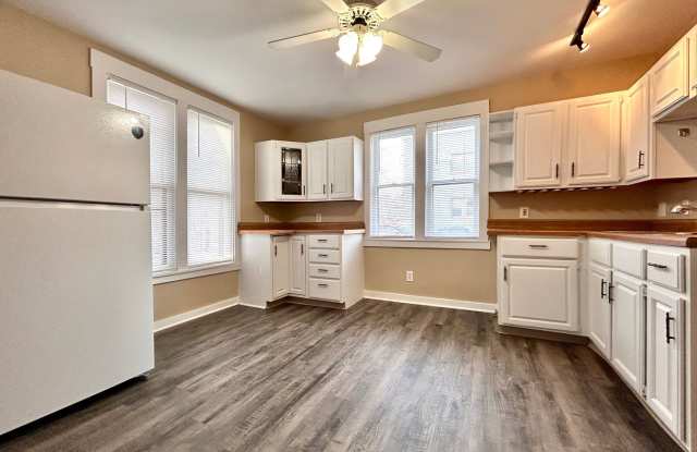 2 Bedroom 2 Bath Home in Eastown! photos photos 2 Bedroom 2 Bath Home in Eastown! photos photos
