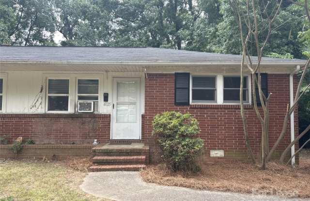 4025 Howie Circle - 4025 Howie Circle, Charlotte, NC 28205