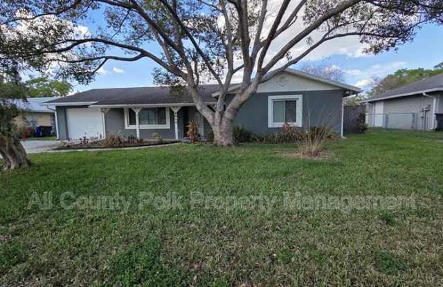 2014 Woodbriar Loop N photos photos