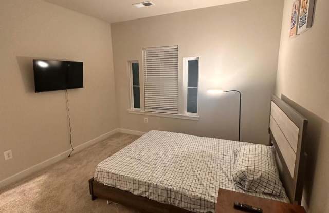 214 MATISSE Place unit: Room Only - 214 Matisse Place, Brock Hall, MD 20774