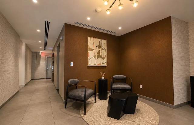 55 Dash Pl Gallery 4