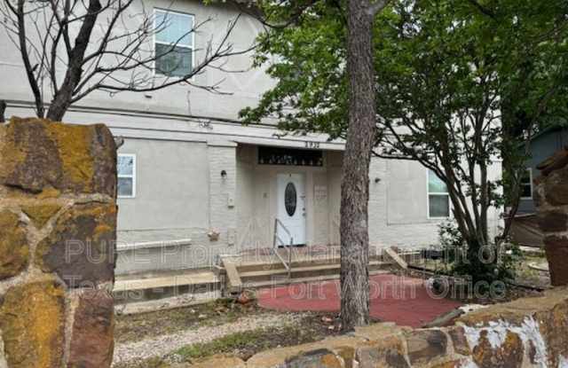 2932 Haynie St D - 2932 Haynie Street, Fort Worth, TX 76112