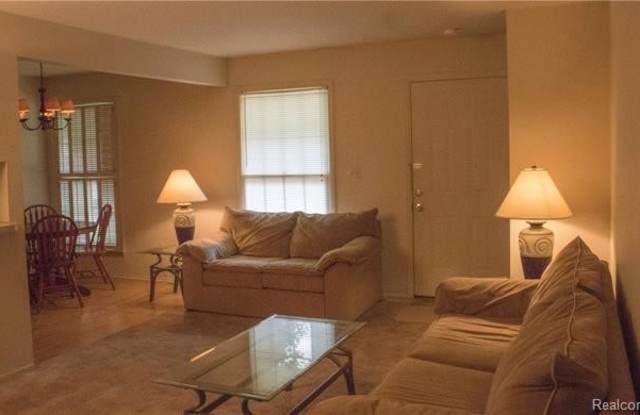2708 Glenbridge Court Gallery 2