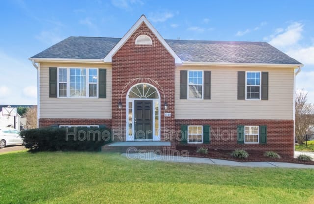 5540 Woodspring Dr - 5540 Woodspring Drive, Winston-Salem, NC 27106