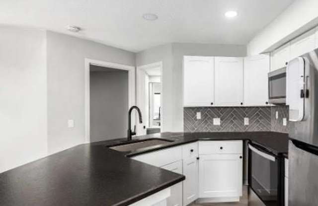 5250 S Huron Way - 5250 South Huron Way, Littleton, CO 80110
