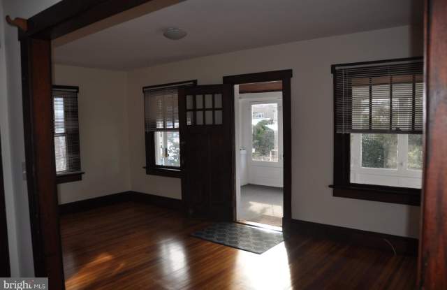 35 MORAN AVENUE Gallery 3