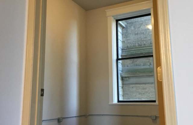 Lawler School Lofts Gallery 4