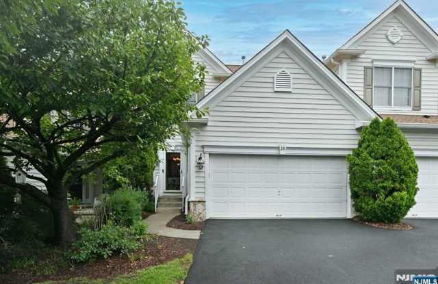 28 Thistle Drive photos photos