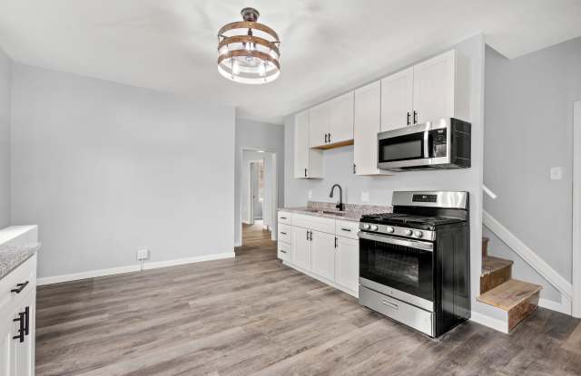 2147 Lincoln Boulevard - 2147 Lincoln Boulevard, Lincoln, PA 15037