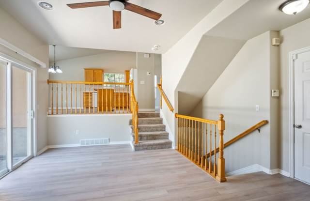 Former Model home in Layton For Rent! Gallery 3