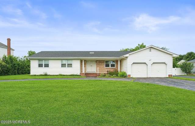 14 Darien Drive photos photos