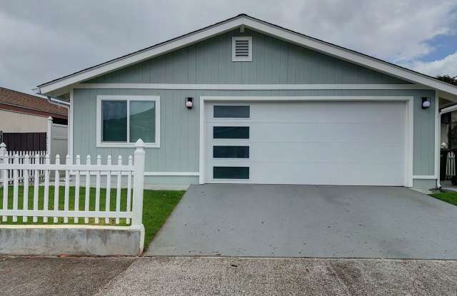 Mililani Town Living with PV, Tesla Batteries & EV Charger photos photos