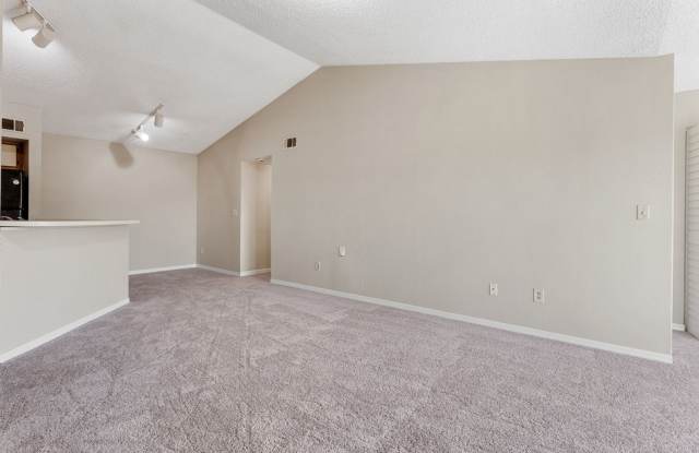 Venetian Place - 833 photos photos