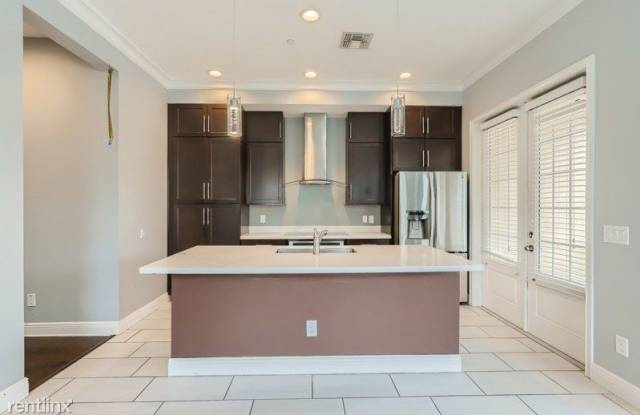 555 Edgerly Pl Gallery 4