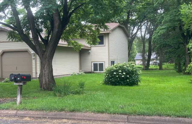 Huge Yard! 2 bd 1 ba 1 car garage plus parking pad twin home ; avail 7.1 photos photos