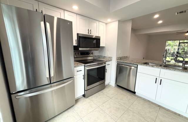 Stunningly Remodeled 2-Bed, 1.5-bath, with Carport photos photos