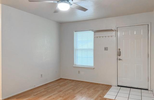 924 S Avenue B Gallery 2