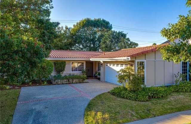 28731 Golden Meadow Drive - 28731 Golden Meadow Drive, Rancho Palos Verdes, CA 90275