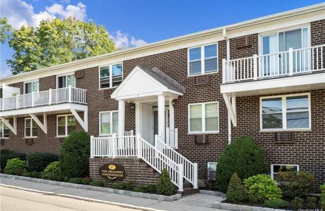 17 Broadway - 17 Broadway, Harrison, NY 10528
