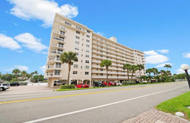 1050 Hillsboro Mile photos photos