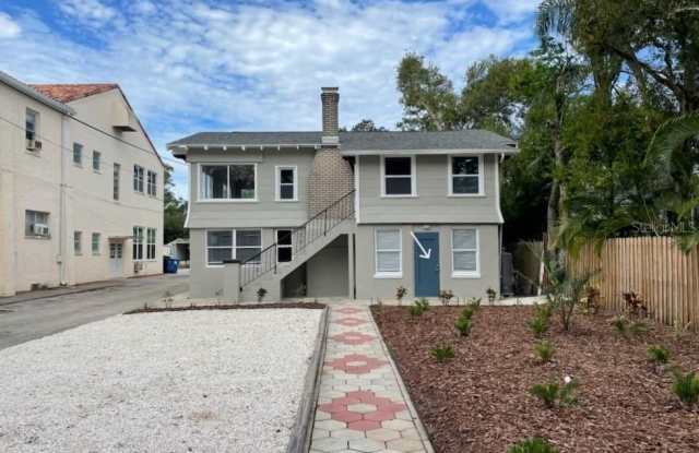 2624 12TH STREET N - 2624 12th Street North, St. Petersburg, FL 33704