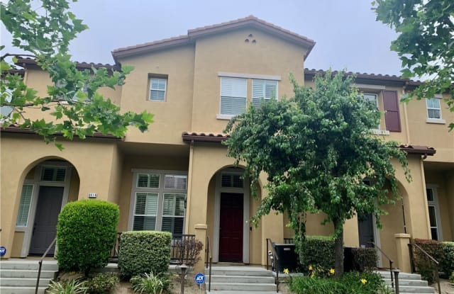 8410 E Kendra Loop - 8410 E Kendra Loop, Orange, CA 92867