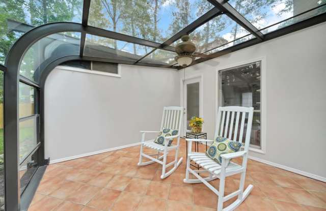 100 N Woodstock Circle Drive Gallery 4