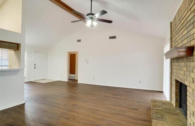 8228 Meadowbrook Drive Gallery 4