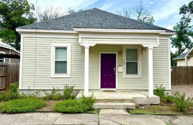 114 Oleander Street photos photos